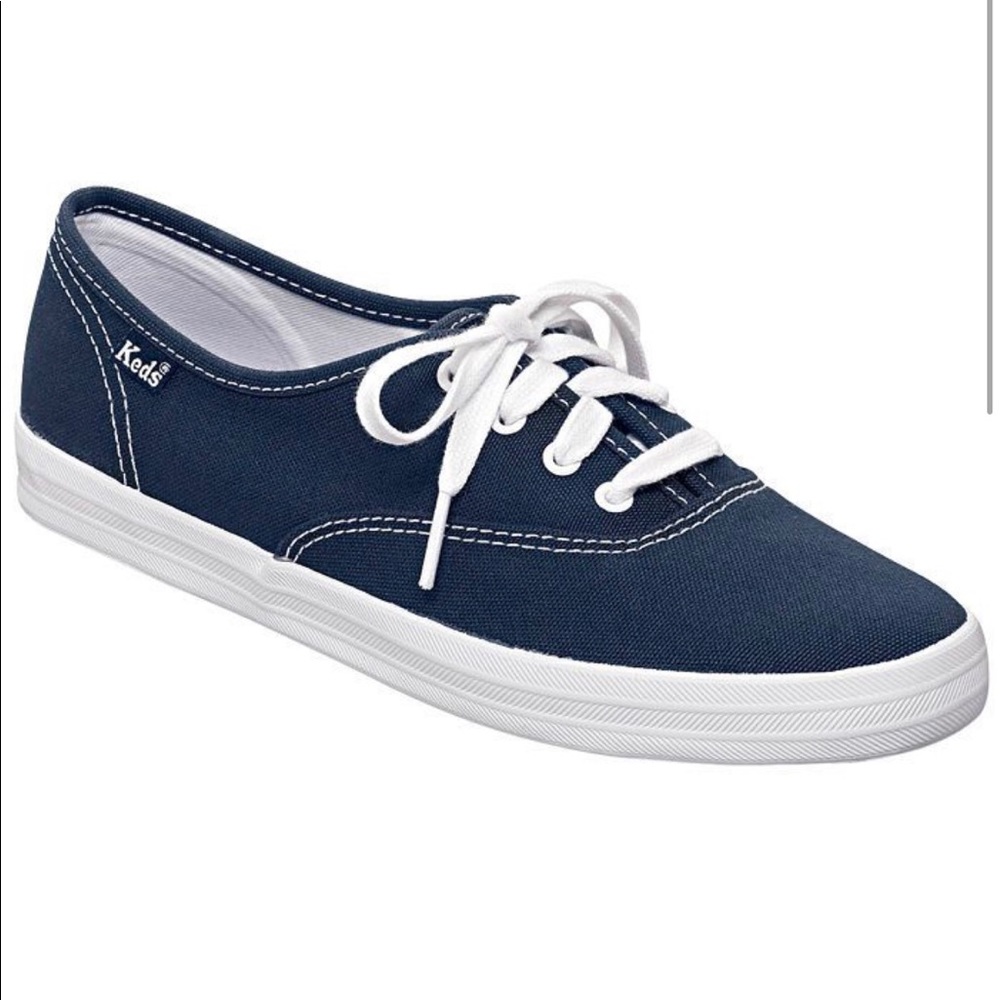 Navy blue keds